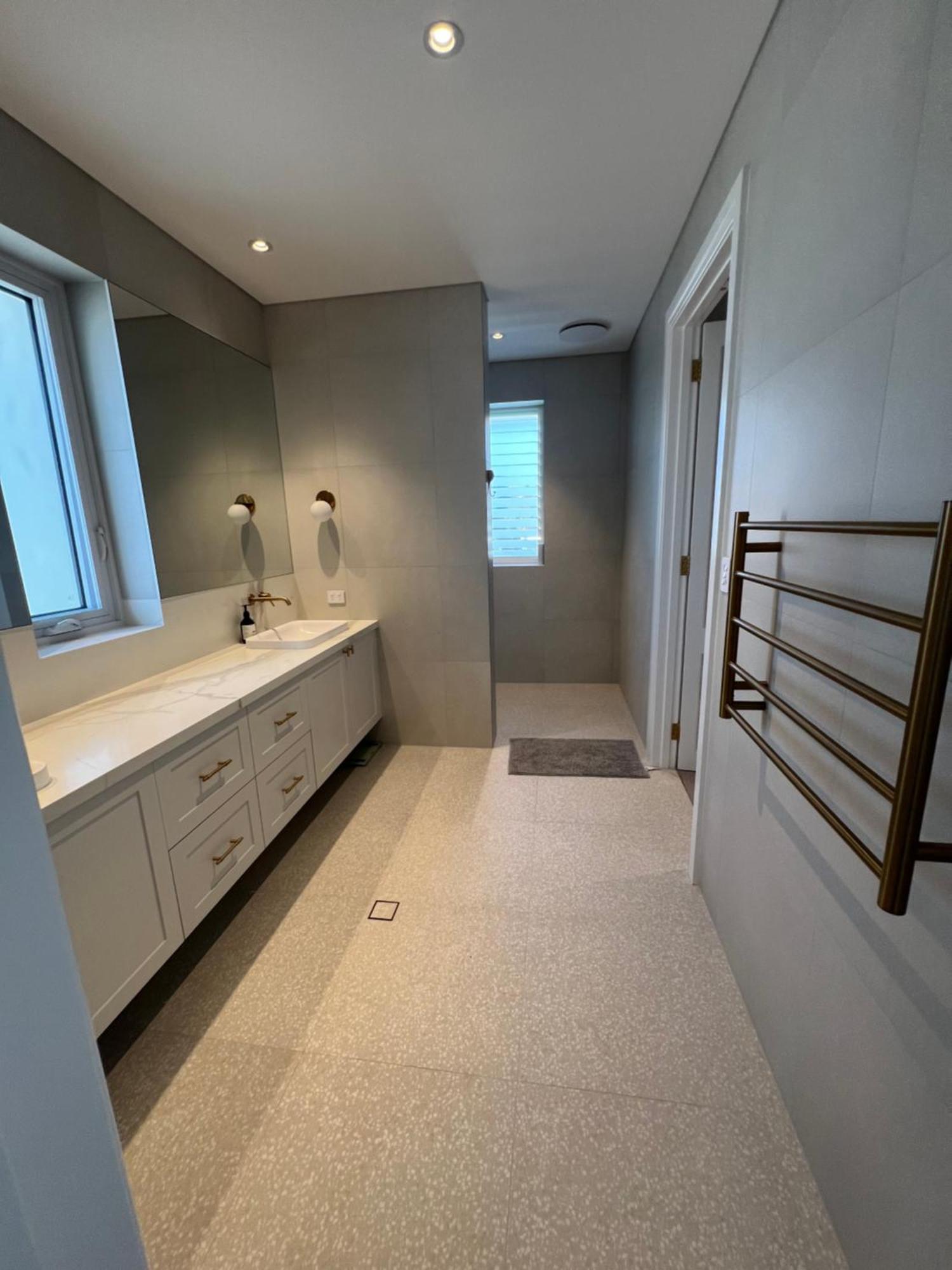 Brand New Cottesloe Home パース エクステリア 写真